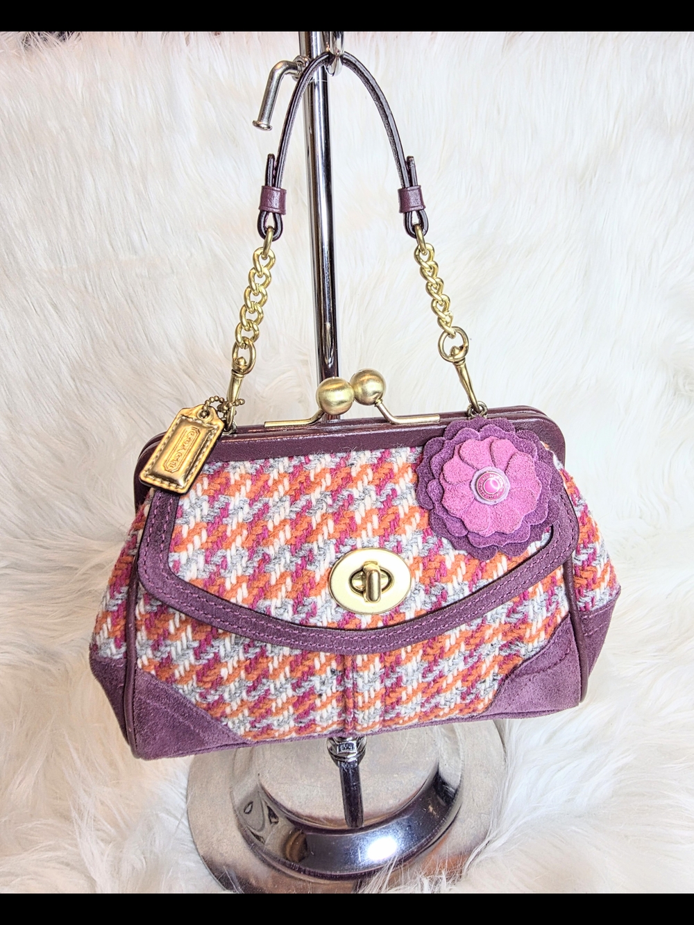 Coach Vintage Y2K Houndstooth Tweed & Suede Kisslock Mini Bag "2005"No E05J-8F45